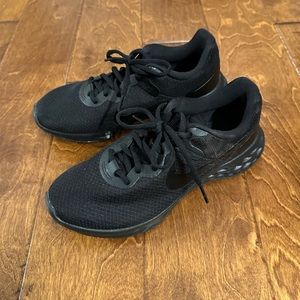 brand new nike work shoes size 8